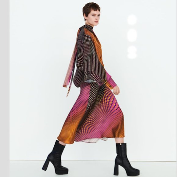 BLOGGER'S FAVE! Zara Printed Midi Skirt NWT - Picture 12 of 15